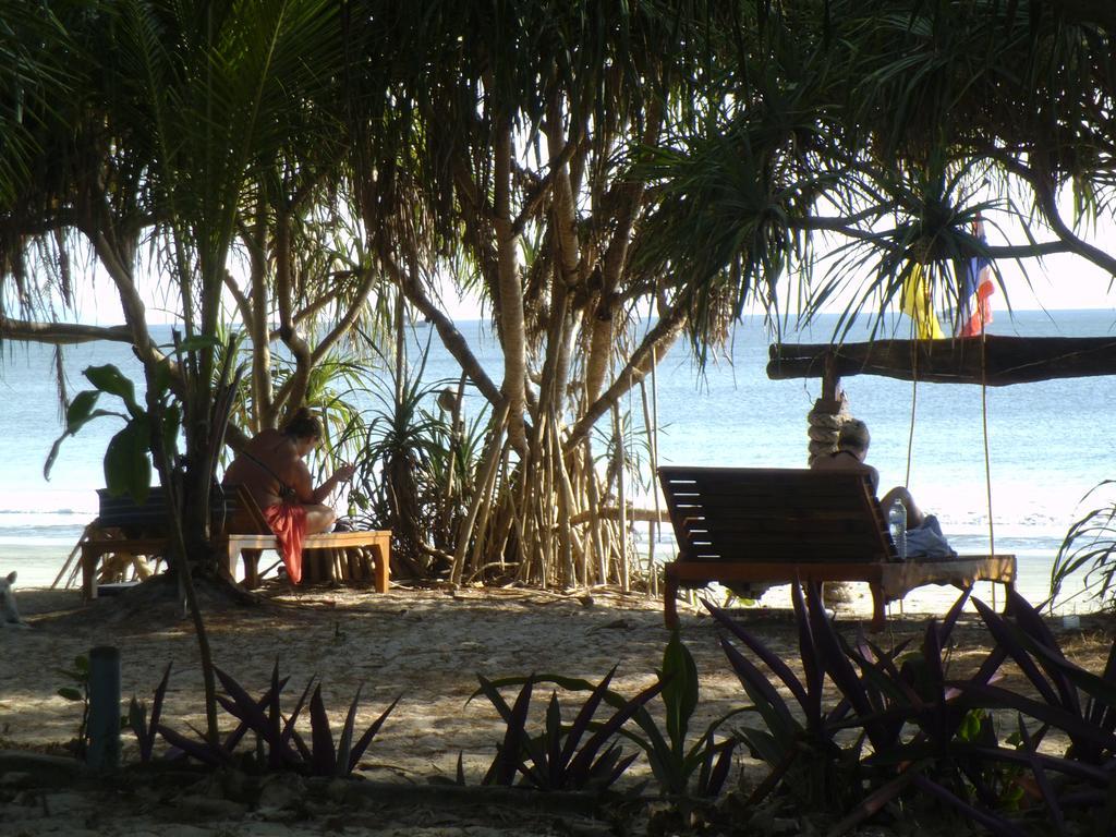 Hornbill Hut Hotel Koh Phayam Exterior foto